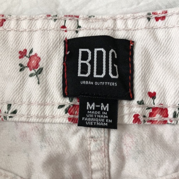 BDG urban outfitters red white floral denim skirt - Picture 5 of 6